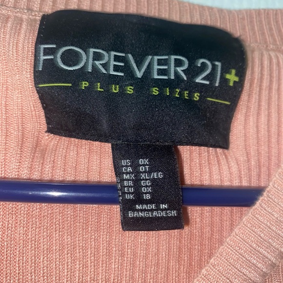 Forever 21 plus women ribbed fluttered sleeve top size 0X - Picture 4 of 4